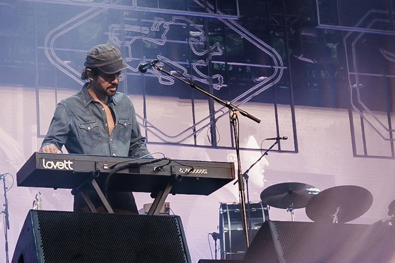Mumford & Sons – Mumford & Sons.