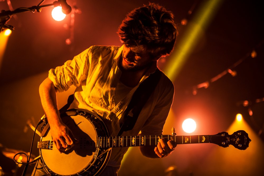 Die London-Boys in der Mitsubishi Electric Halle. – Mumford & Sons.
