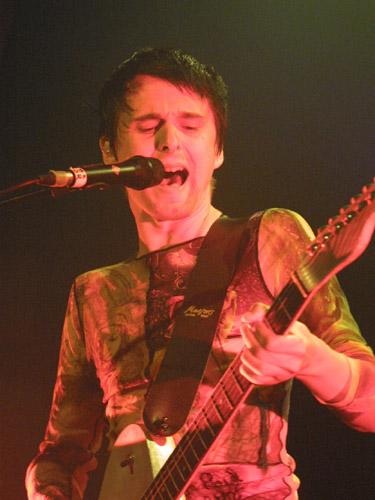 Muse – Die drei Jungs aus Devon - wütend, melancholisch, depressiv und verzweifelt ... – Schrappschrapp die Gitarre.