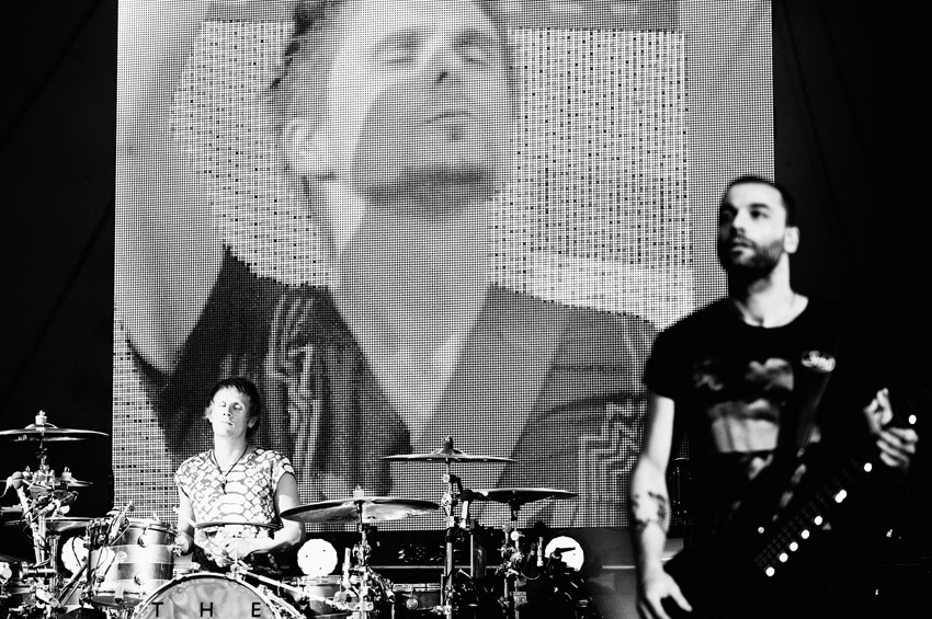 Matthew Bellamy und Kollegen auf der Freilichtbühne. – Muse.