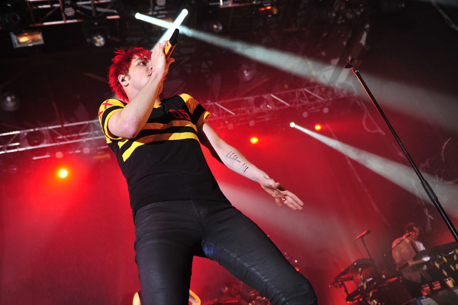 Volle Hütte und textsichere Girls: MCR zelebrieren "Danger Days". – My Chemical Romance