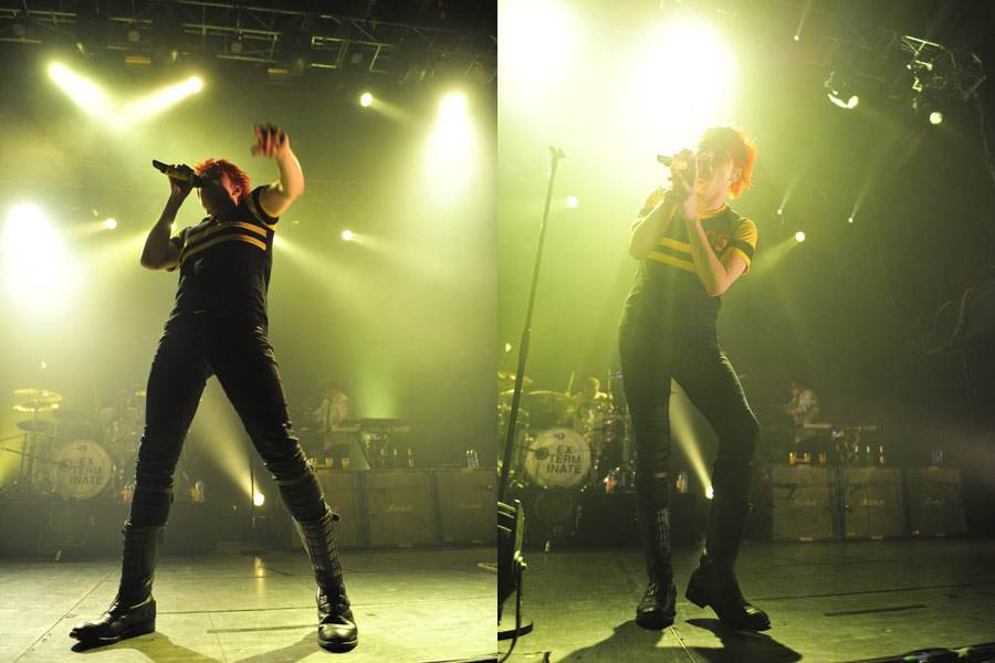 My Chemical Romance – Volle Hütte und textsichere Girls: MCR zelebrieren "Danger Days". – Immer für gewaltige Posen gut: Gerard Way