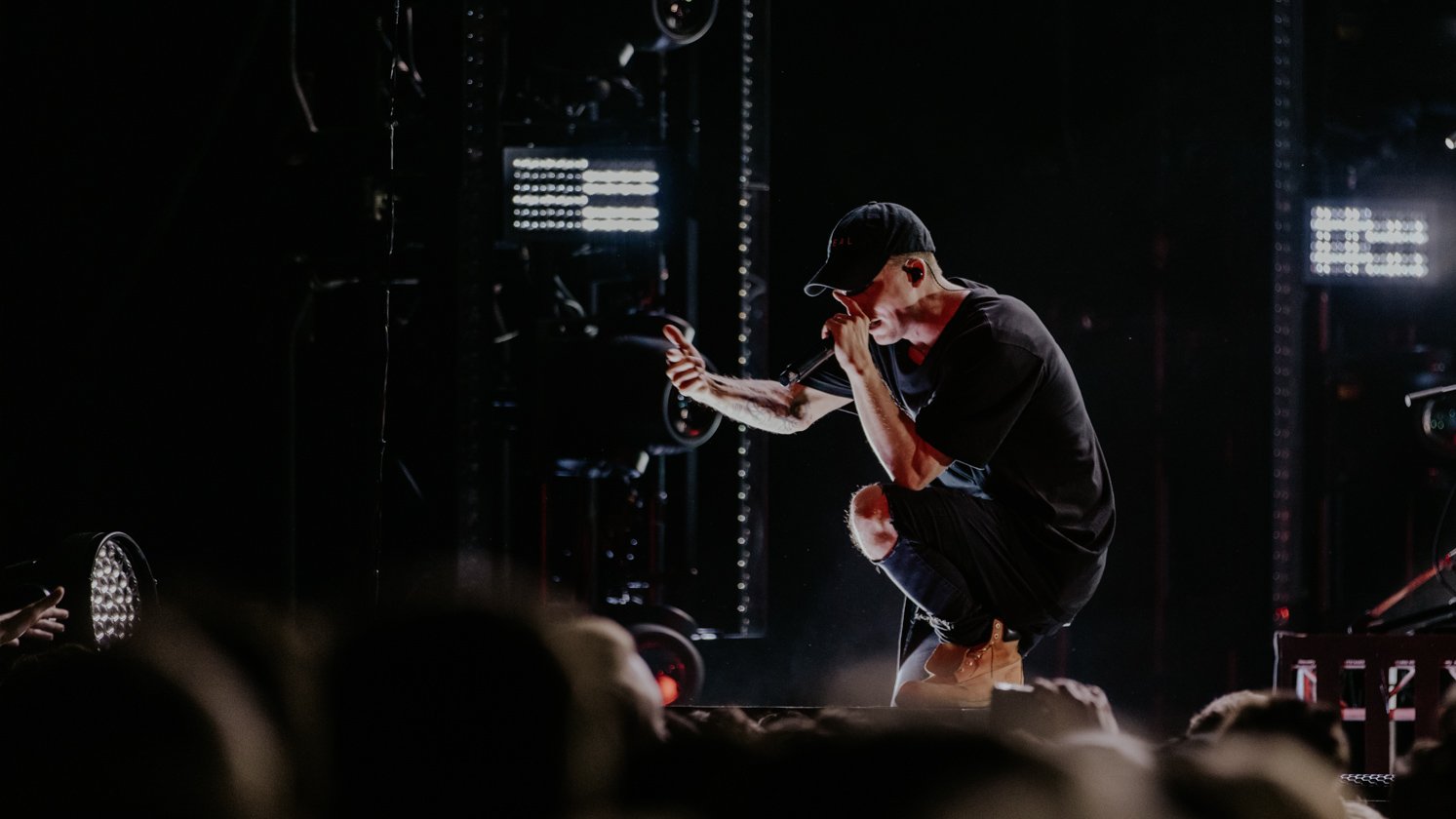 NF – Nah am Publikum.