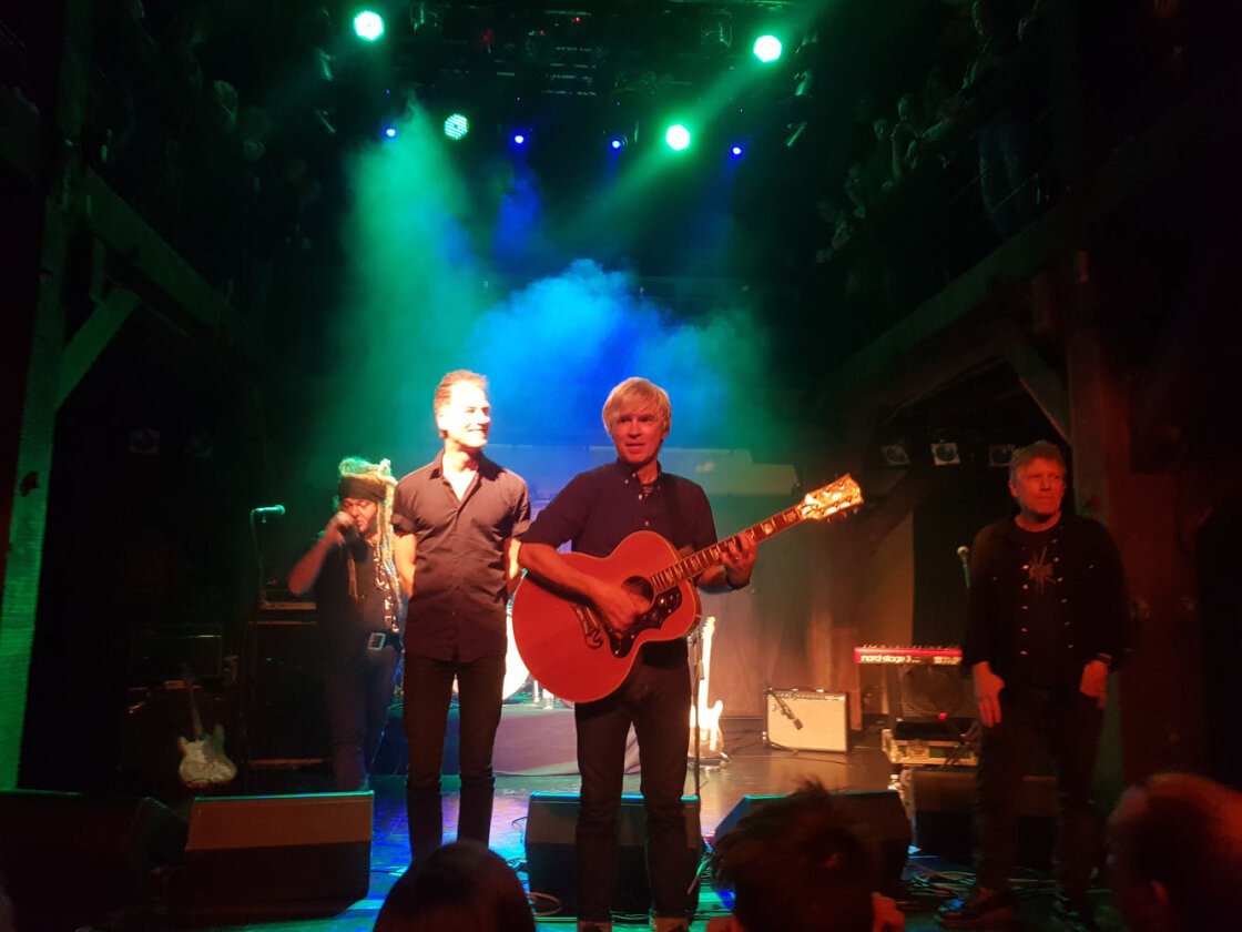 Die Könige des Lovesongs aus New York. – Nada Surf.