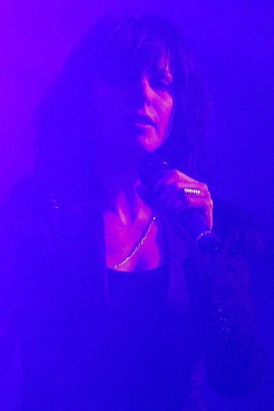 Nena – Liebe will nicht, Liebe kämpft nicht, Liebe ... nun ja. – 