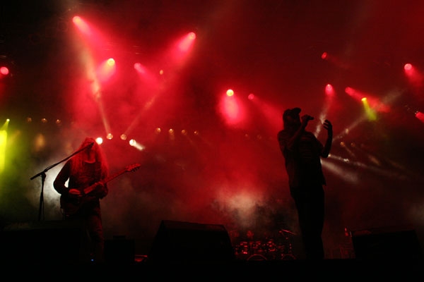 Nevermore – Mussten mit zwei Ersatzleuten ran, waren aber dennoch überzeugend. – 