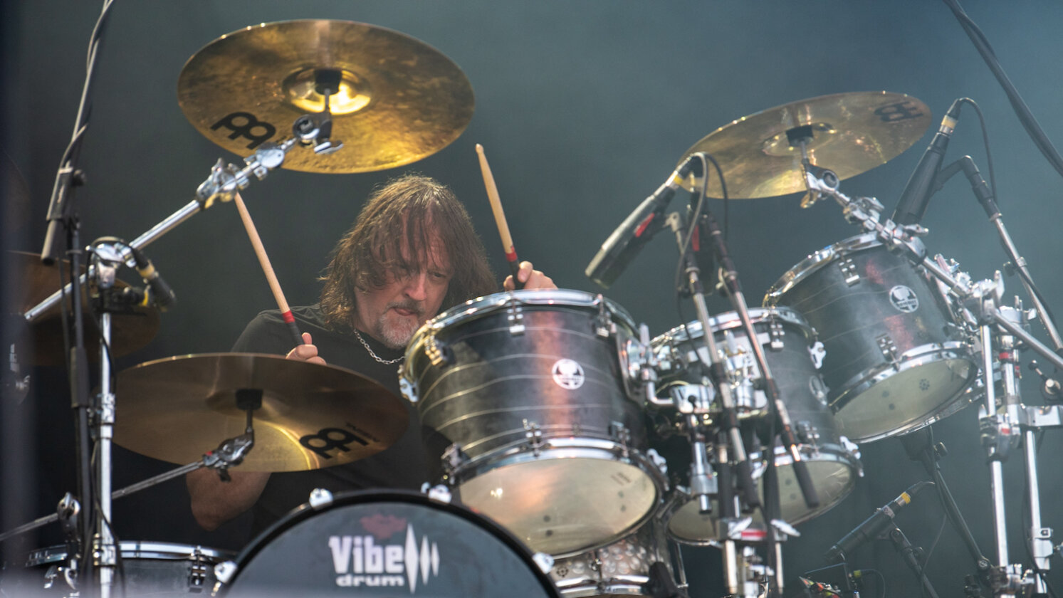 New Model Armys Klassiker wie "The Hunt" oder "Vagabonds" hallten auch nach dem Gig noch lange nach. – New Model Army.