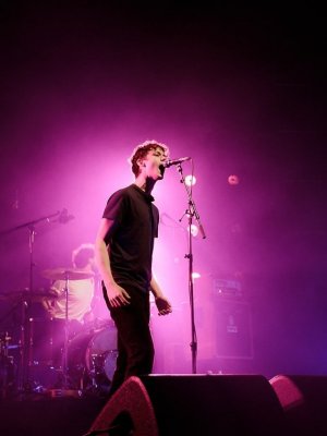 AnnenMayKantereit: Neue Single aus dem Hinterhof