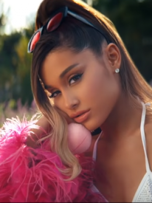 Ariana Grande: YouTube-Rekord mit