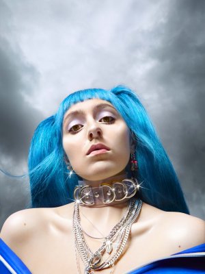 Ashnikko & Grimes: Anime und Evanescence-Raps