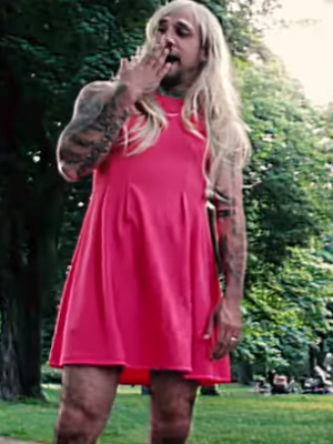 B-Tight: Neuer Clip zu