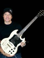 Bela B.: Handsignierte Gitarre zu gewinnen