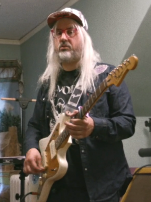 Dinosaur Jr.: Skaten gehen mit Bulldogge Beefy