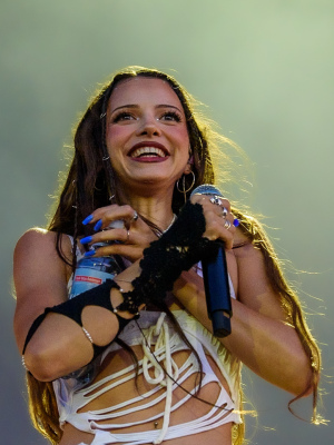 Doubletime: Nina Chuba übernimmt