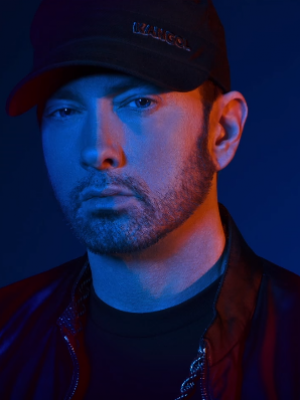 Eminem: Love the Way Stan walks on Water