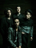 Fall Out Boy: Courtney Love im Video zu