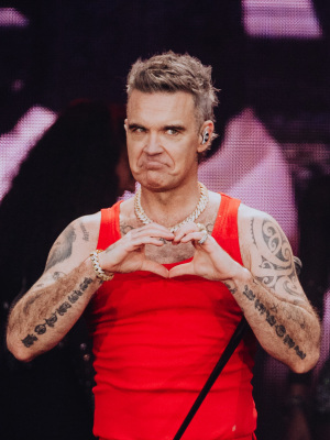 Fotos/Review: Robbie Williams live in Berlin