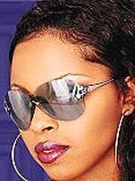 Foxy Brown: Hip Hop mit Hörgerät