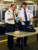 Gesetzentwurf: iPod-Kontrolle am Flughafen?