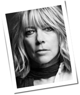 Glitterbust: Kim Gordon meldet sich zur&uuml;ck