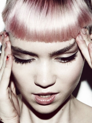 Grimes: Neues Video zu