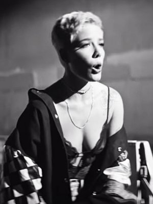 Halsey: Neues Video zu