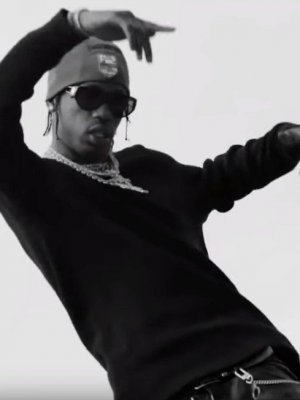 Juicy J feat. Travis Scott: Sei freundlich zum