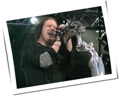 Korn: Davis leidet an Blutkrankheit