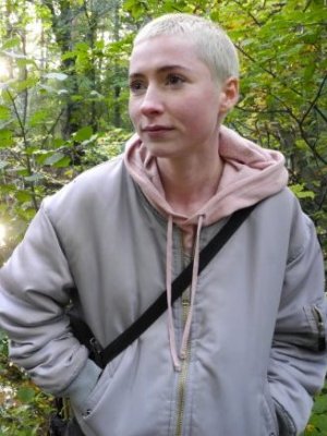 Kunst & Kopfkrieg: Toni Strange über den eigenen Schatten