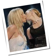 Madonna: Neuer Zungenkuss mit Britney&quest;