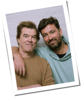 Marteria&sol;Hosen: Diese Schei&szlig; Ossis&comma; Schei&szlig; Wessis