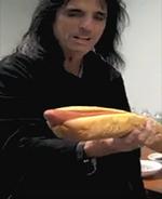 Metalsplitter: Alice Cooper hat die Längste
