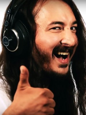 Metalsplitter: Jetzt neu&colon; Wackenwurst aus der Kabeltrommel