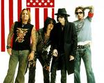 Mötley Crüe: Band verklagt Lees Manager