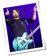 Night Fever 3&period;0: Foo Fighters covern The Bee Gees