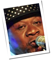 Papa Wemba: Afrikanischer Popstar stirbt auf der B&uuml;hne