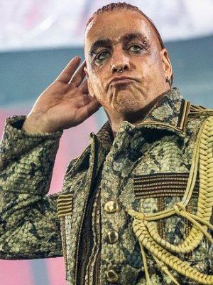 Rammstein-Konzertreview: Feuertaufe auf Schalke