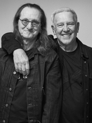 Rush: Erster Auftritt mit Anika Nilles an den Drums