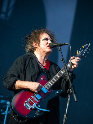 The Cure: Zwei neue Songs zum Tourauftakt