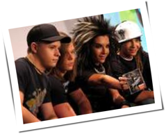 Tokio Hotel: Rauchbomben auf Bill&comma; Tom & Co&period;