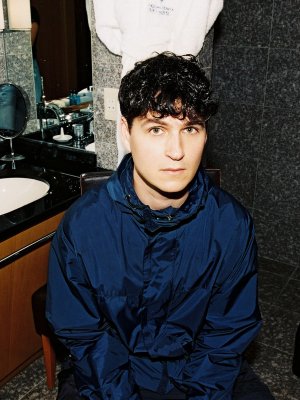 Vampire Weekend: Neuer Clip mit Hollywood-Prominenz