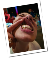 Vicky: 