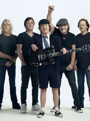 Vorchecking: AC/DC, Toten Hosen, Deine Freunde