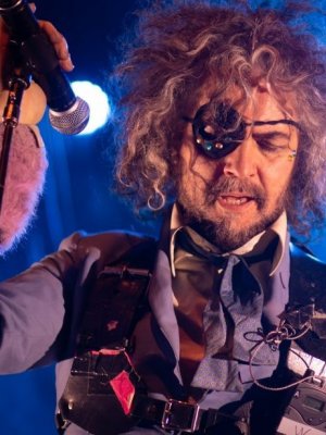 Vorchecking: Flaming Lips, Sabaton, Xavier Naidoo, Sum 41