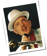 Vorchecking: Jan Delay&comma; John Frusciante&comma; Nas