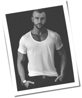 Vorchecking: Kollegah&comma; Grimes&comma; R&period; Kelly