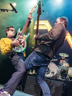 Vorchecking: Weezer, Celo & Abdi, Niedecken