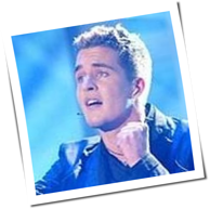 World Idol: Alex Klaws vs&period; The World
