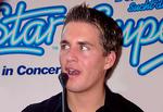 World Idol: Alexander blamiert sich