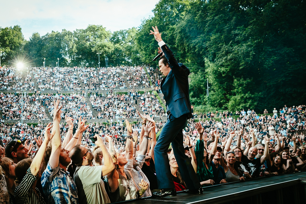 Schuld, Erlösung, Gewalt, Liebe und Tod. Ein Konzert von Nick Cave &amp; The Bad Seeds vergisst man nicht. – Nick Cave.